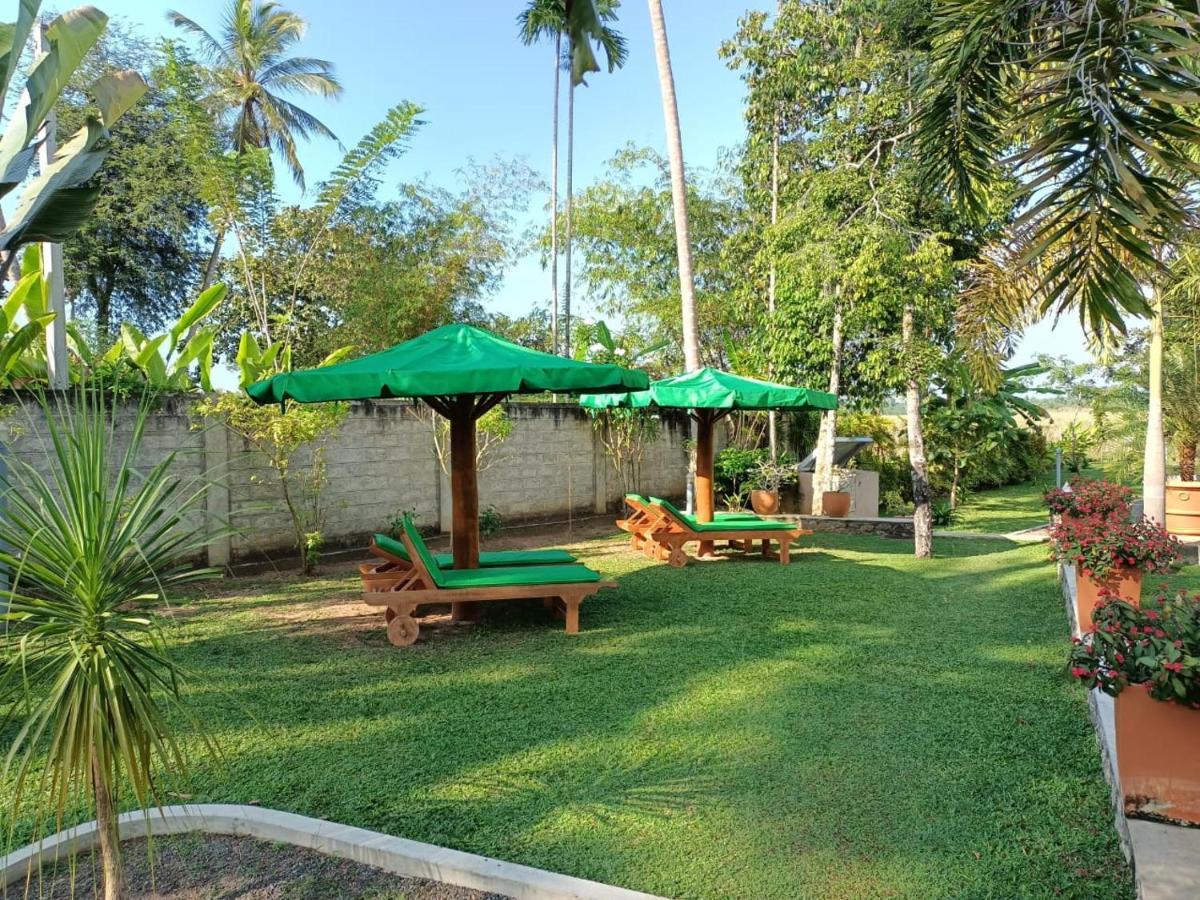 Avalon Village Resort Induruwa Kültér fotó