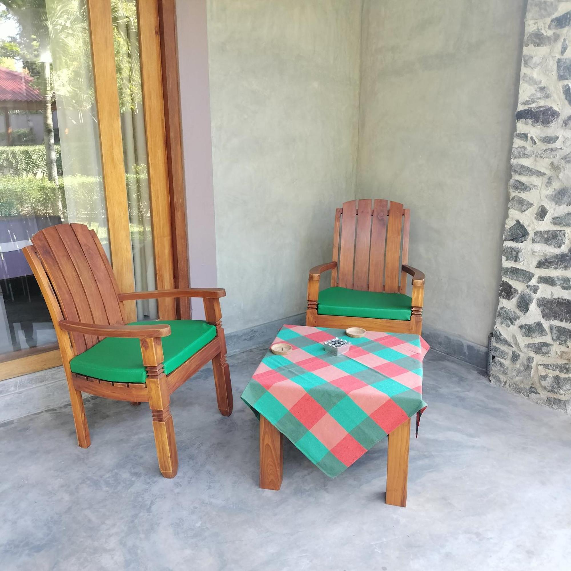 Avalon Village Resort Induruwa Kültér fotó