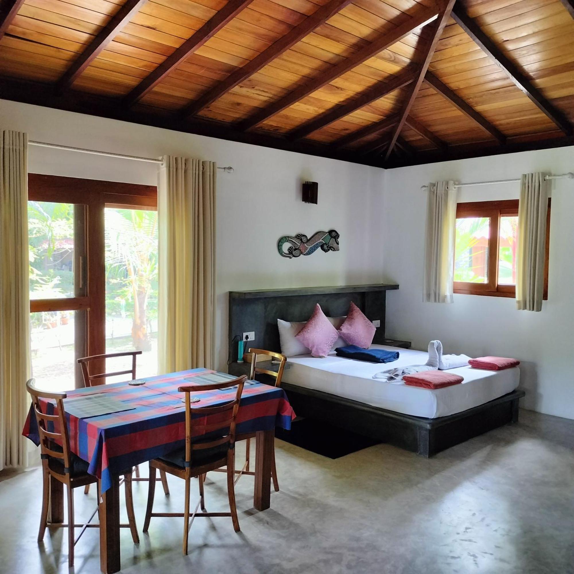 Avalon Village Resort Induruwa Kültér fotó