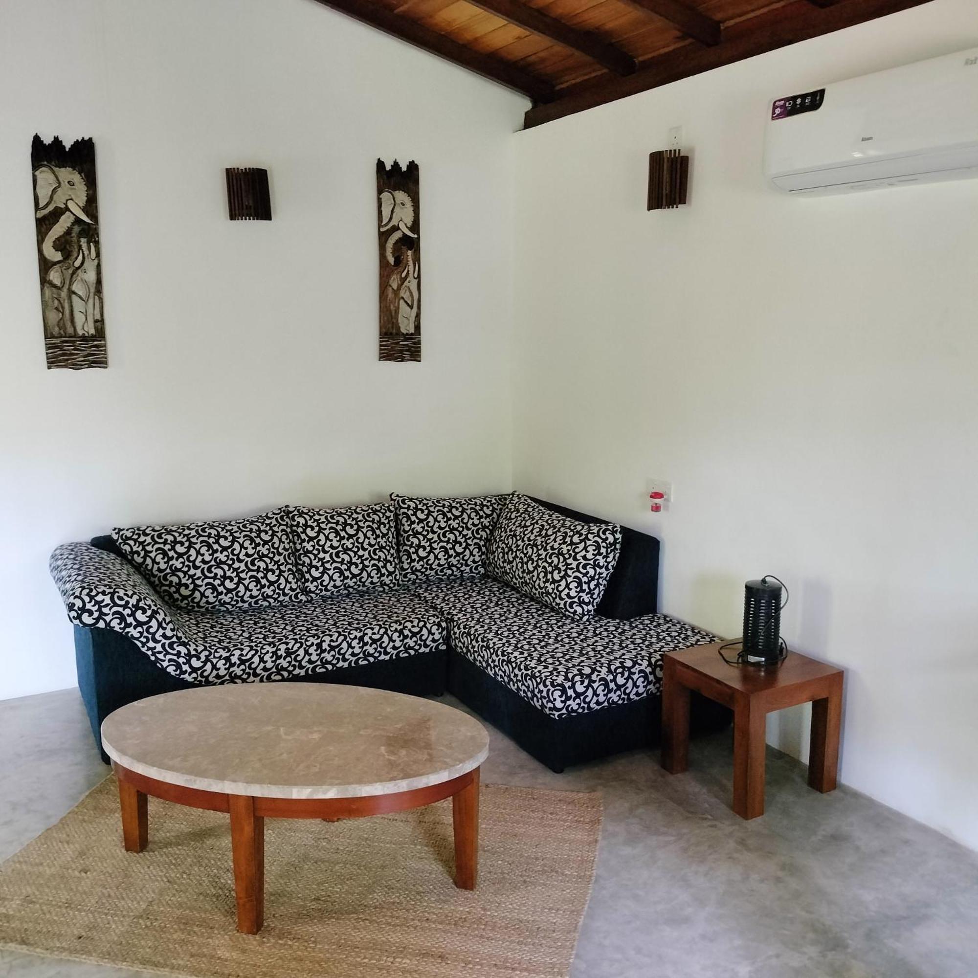 Avalon Village Resort Induruwa Kültér fotó